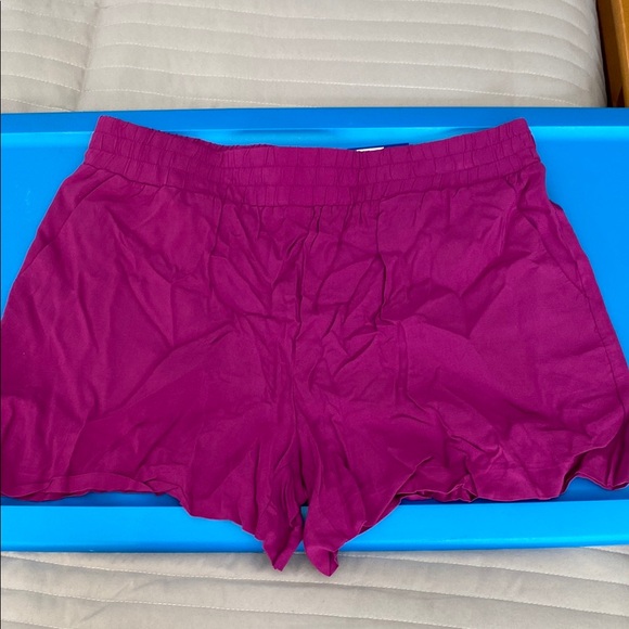 NWT - Woman’s Apt 9 Orchid Colored Rayon Shorts - Picture 1 of 6